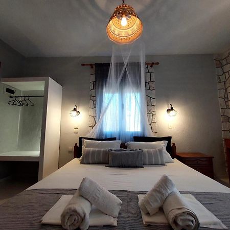 Georgia Apartments Stafylos Ngoại thất bức ảnh
