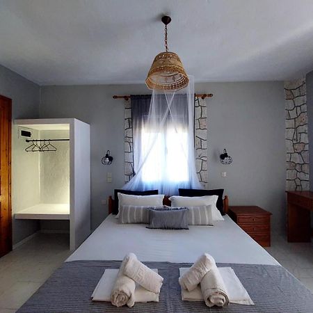 Georgia Apartments Stafylos Ngoại thất bức ảnh
