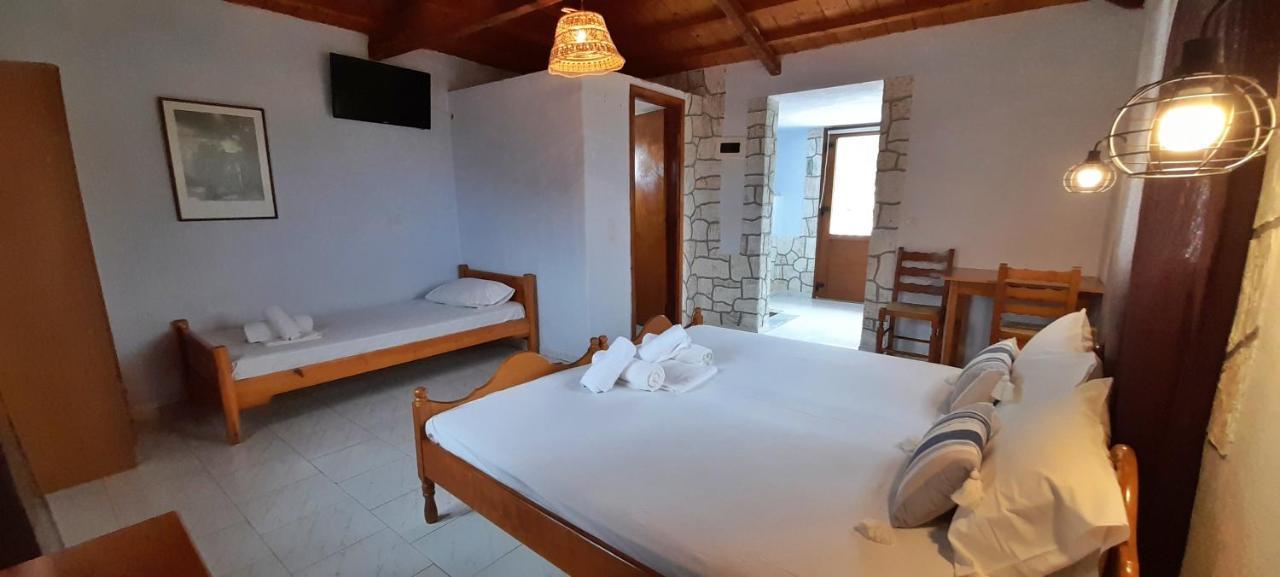 Georgia Apartments Stafylos Ngoại thất bức ảnh