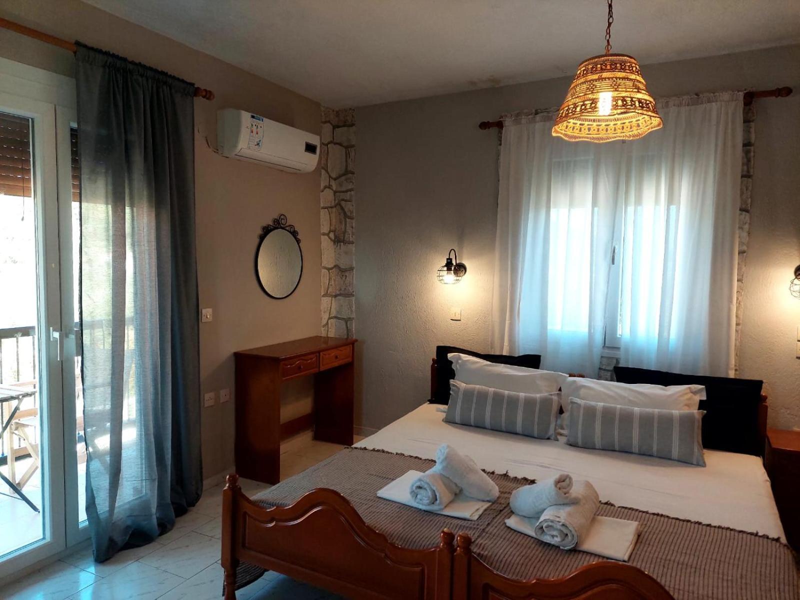 Georgia Apartments Stafylos Ngoại thất bức ảnh