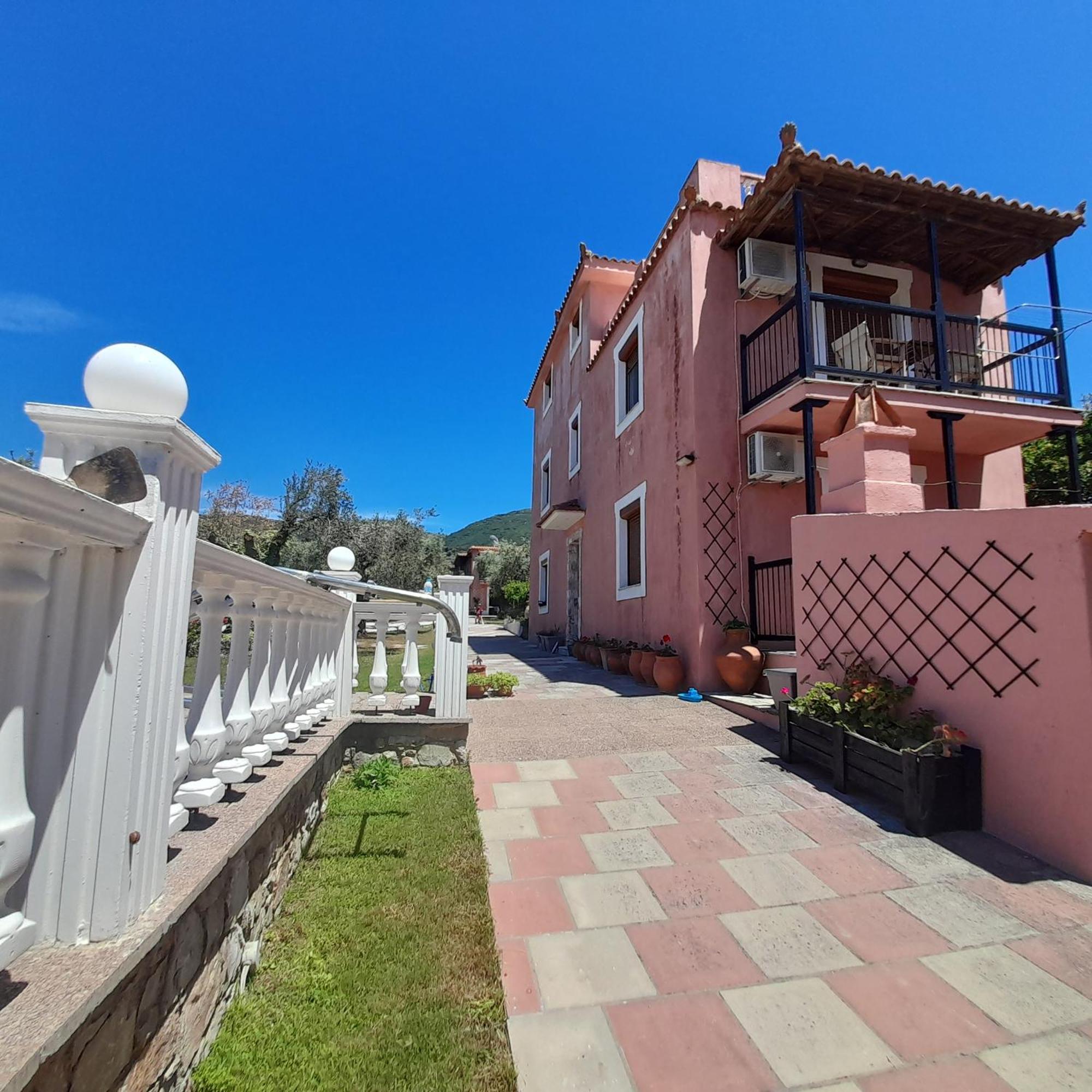 Georgia Apartments Stafylos Ngoại thất bức ảnh